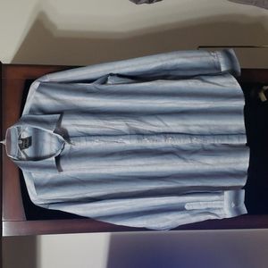 Irreverent L ombre fade out stripes stitching on collar